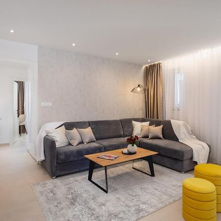 Luxury Apartment Silvery In Split Center With Jacuzzi, Sauna And Parking Exteriör bild