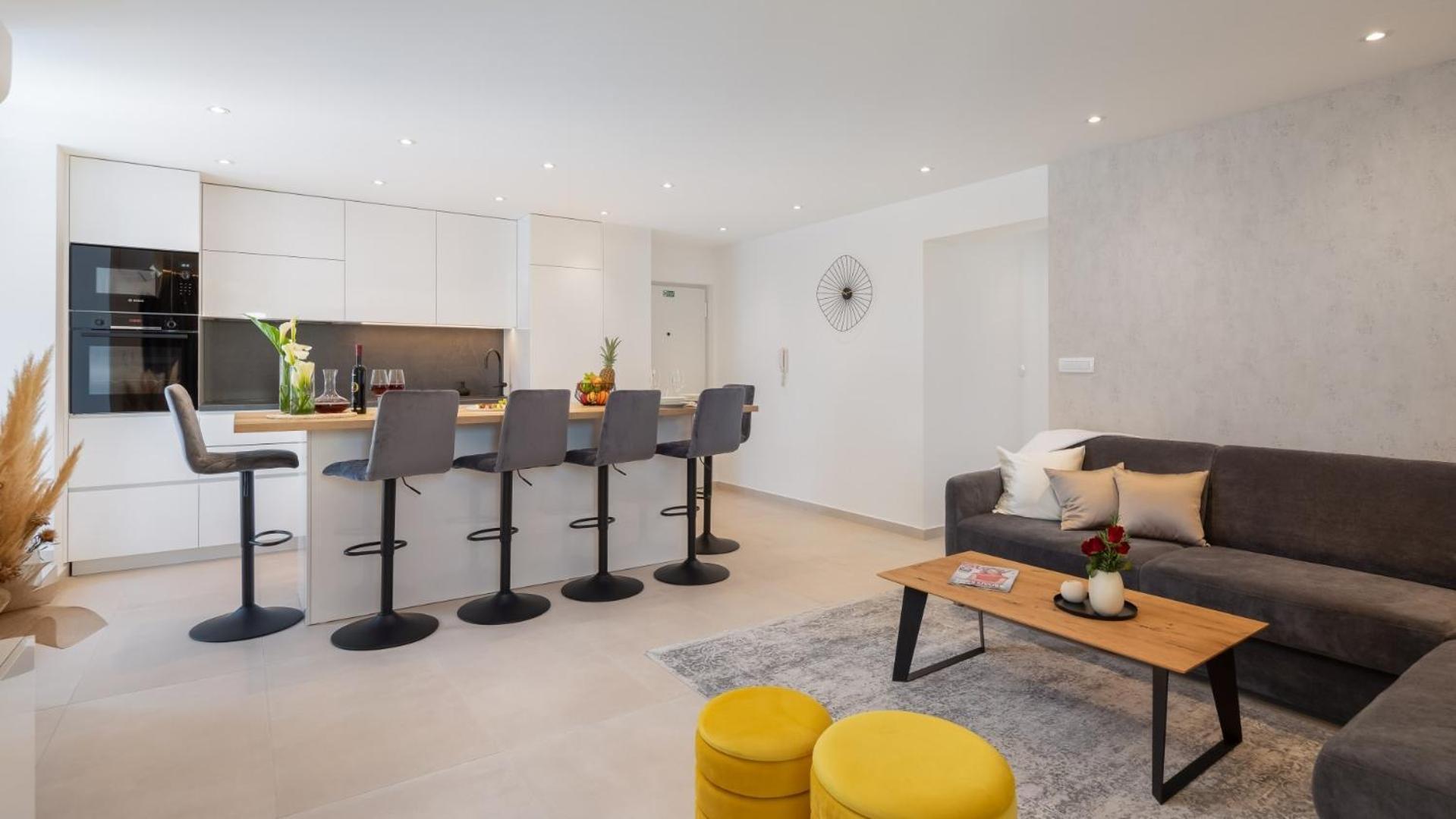 Luxury Apartment Silvery In Split Center With Jacuzzi, Sauna And Parking Exteriör bild