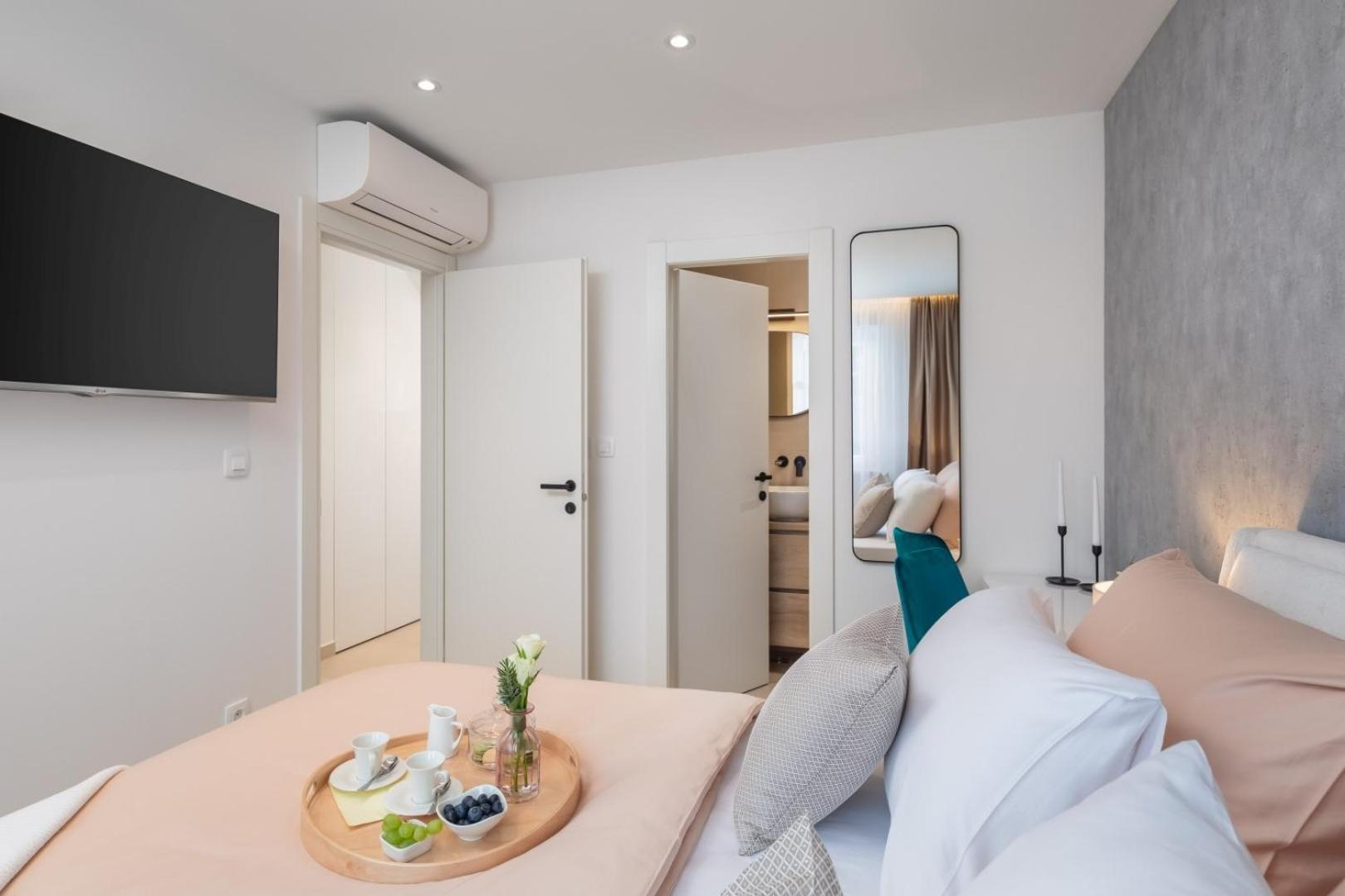 Luxury Apartment Silvery In Split Center With Jacuzzi, Sauna And Parking Exteriör bild