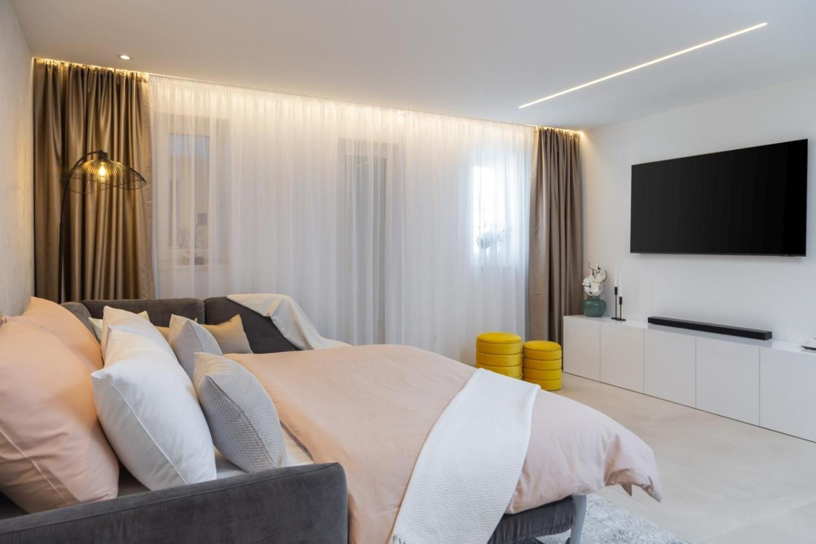 Luxury Apartment Silvery In Split Center With Jacuzzi, Sauna And Parking Exteriör bild