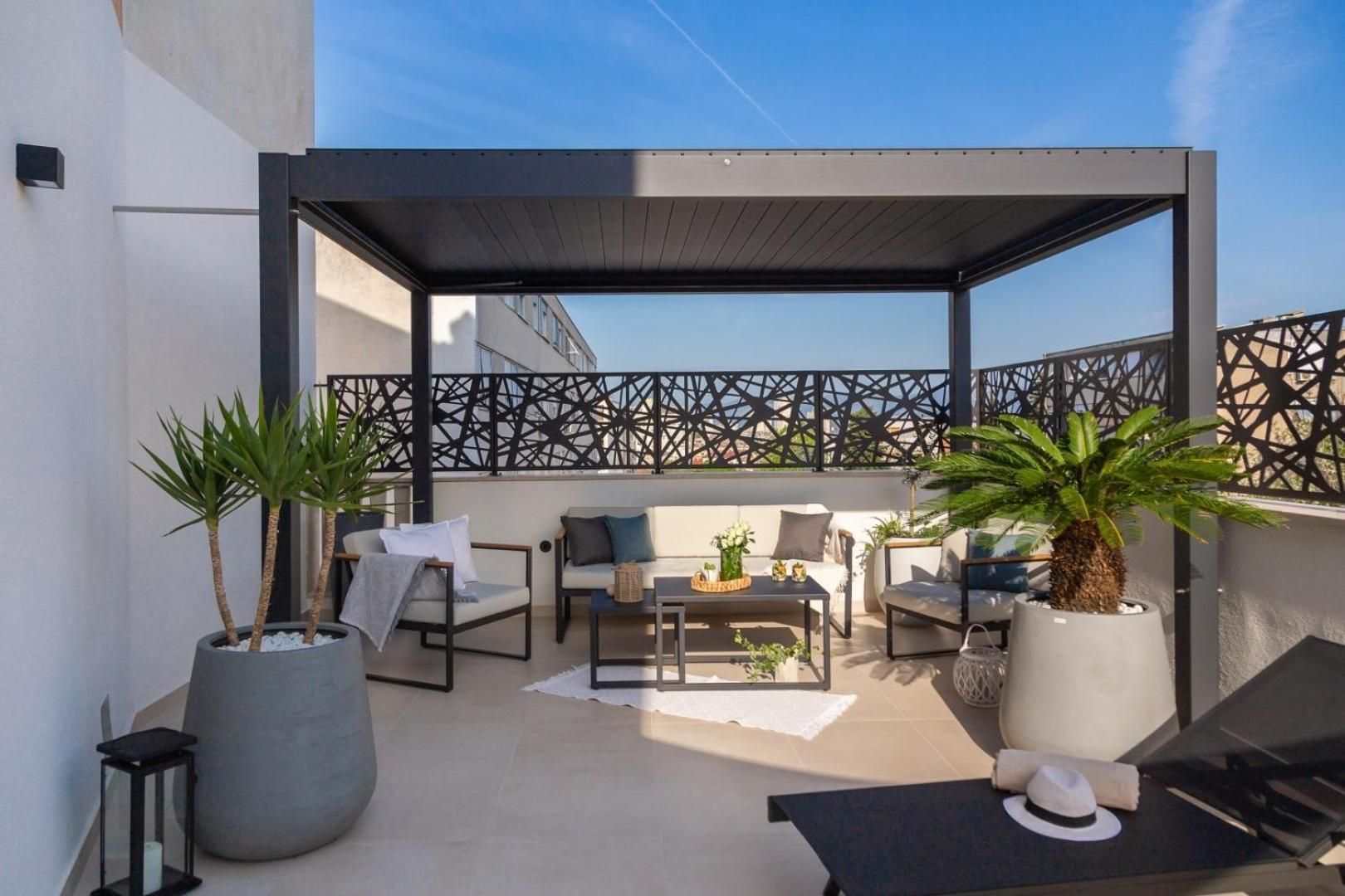 Luxury Apartment Silvery In Split Center With Jacuzzi, Sauna And Parking Exteriör bild