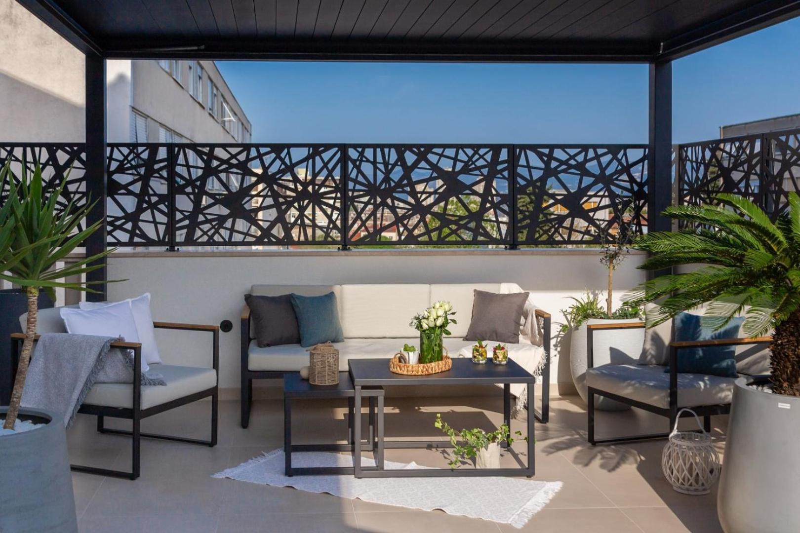 Luxury Apartment Silvery In Split Center With Jacuzzi, Sauna And Parking Exteriör bild